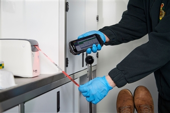 sanitäter-scannen-etikett